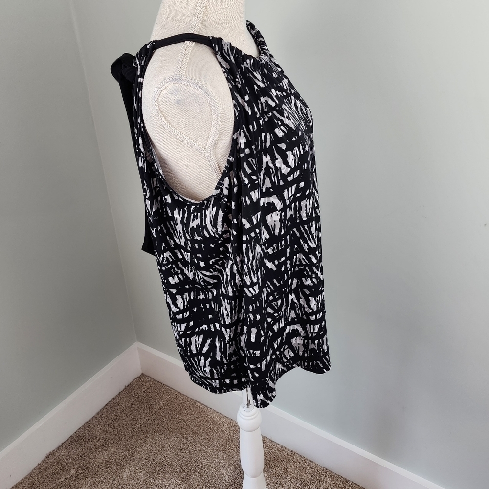 Fashion Bug Black White Sleeveless Tank Blouse Shirt Tie Back Size Large - Picture 2 of 7